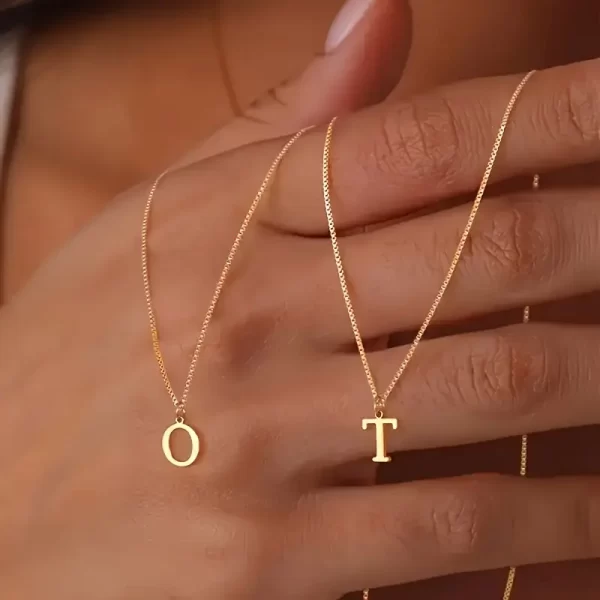 1 piece of women's initials necklace - stainless steel A-Z letter pendant, simple bohemian retro style neck collar, daily jewelry gift, durable and versatile all year round, gold toned chain, elegant accessory (free shipping)
